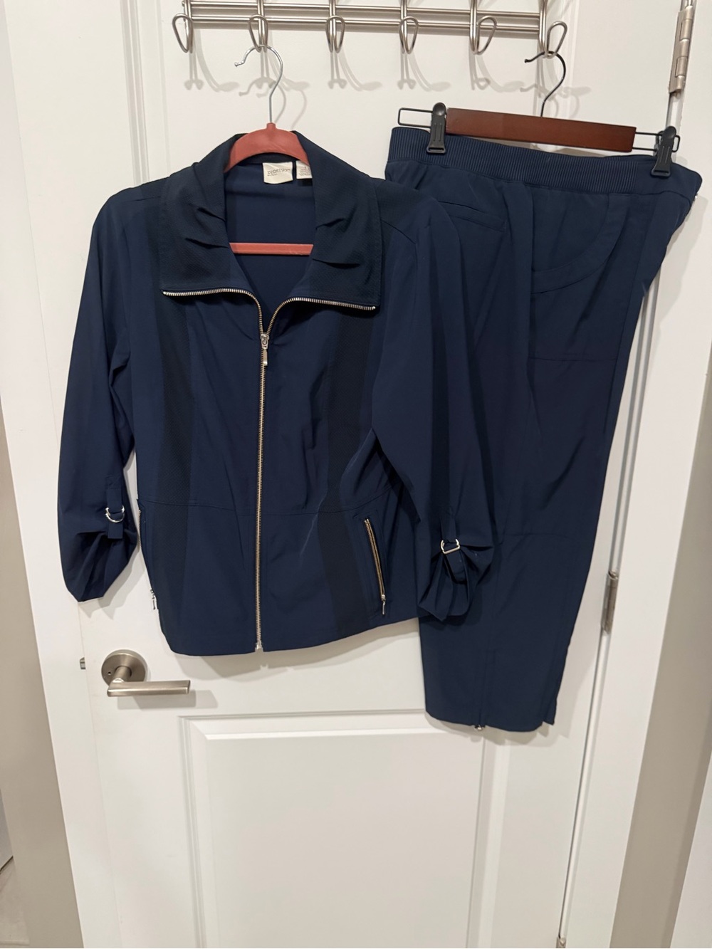 Chico’s Zenergy Women’s Navy Zip-Front Jacket and Matching Capris